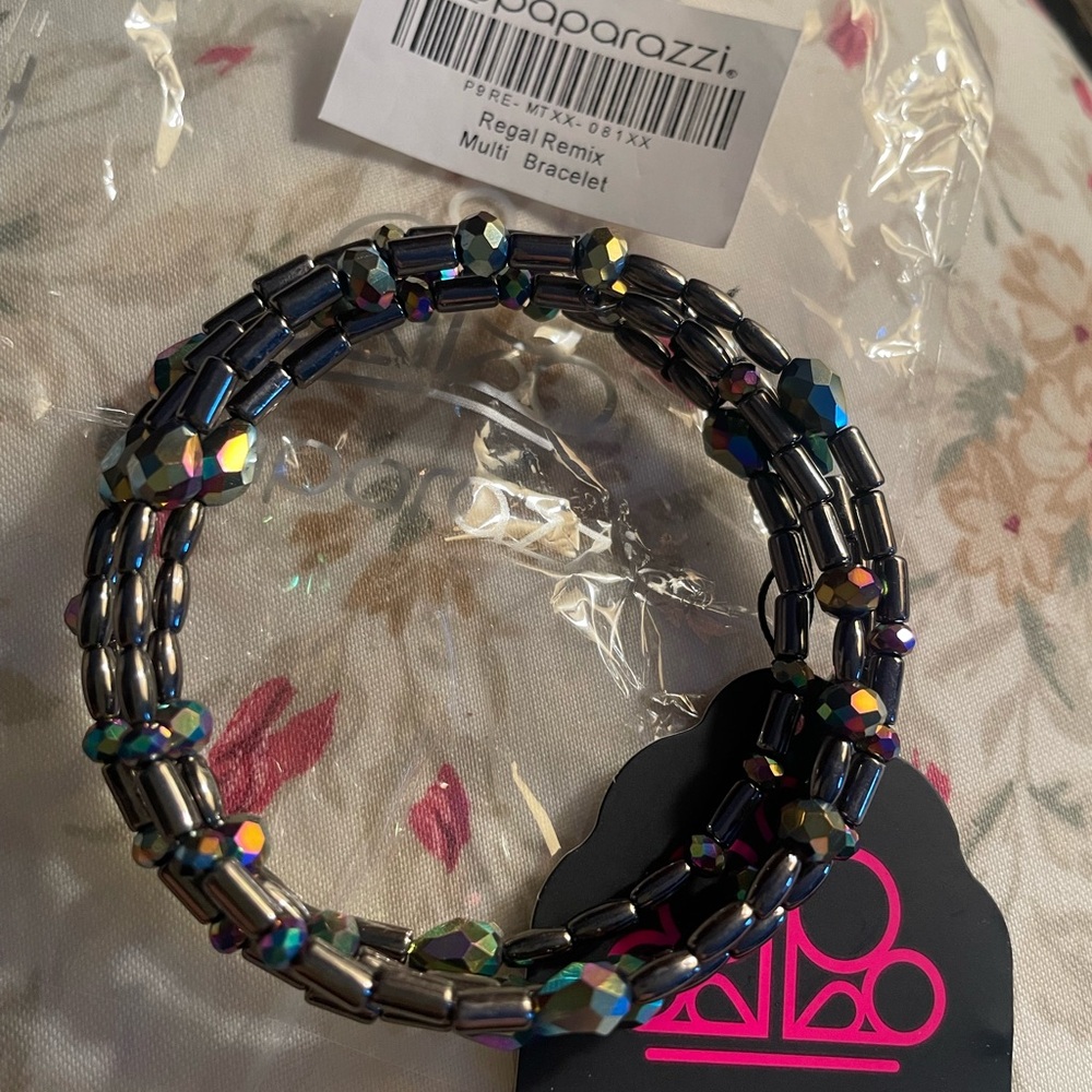 Paparazzi Iridescent Beaded Bracelet